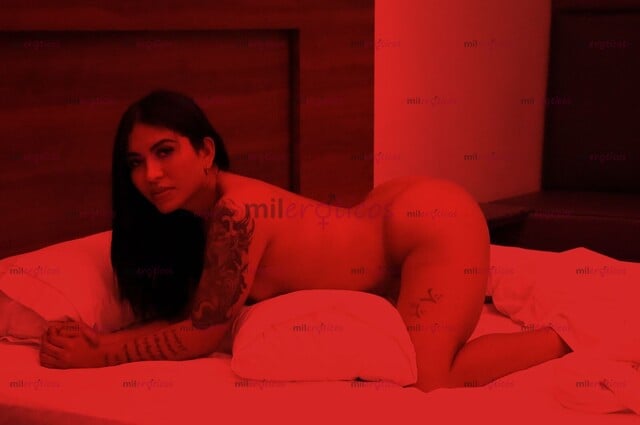 FOTOS DE POR PRIMERA VEZ EN TU CIUDAD HOT HOT CHICA TRANS DE 20 CM 25 AÑOS