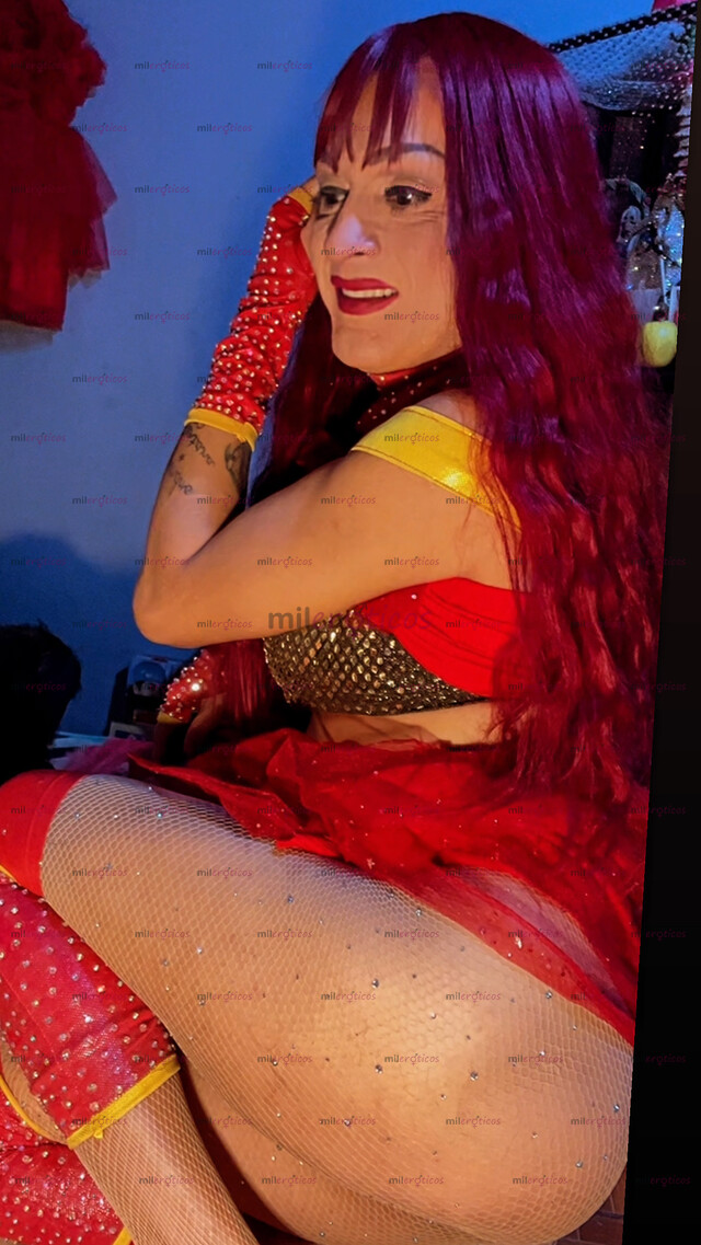 FOTOS DE ANGIE CONLUGAR FRENTE A PARQUE FUNDIDORA CENTRO DE MONTERREY