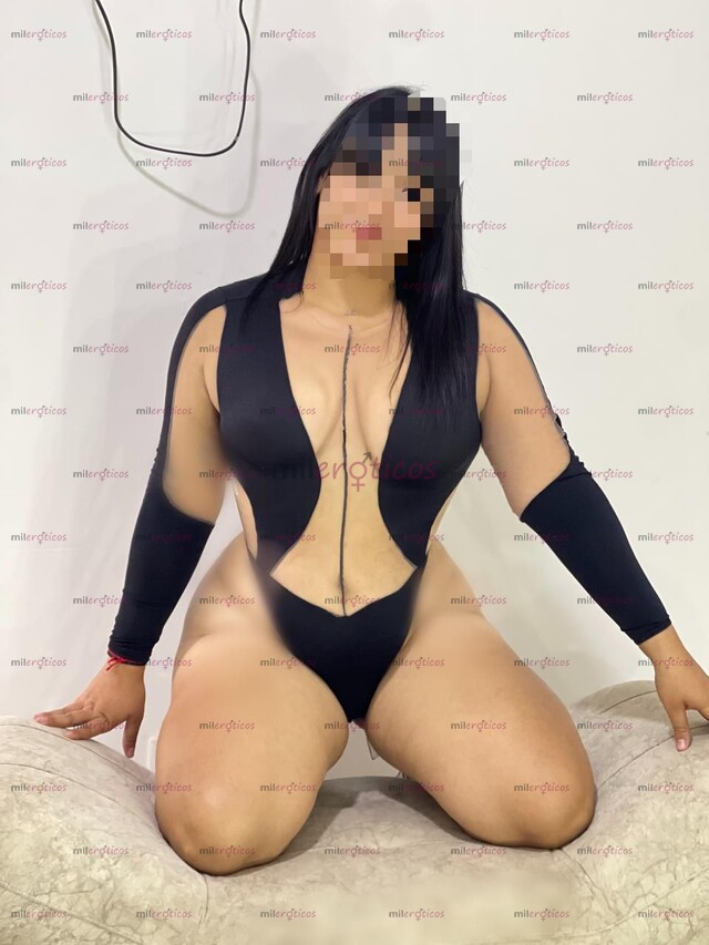 FOTOS DE CURVAS PERFECTAS Y SENOS DELICIOSOS TODA UNA MAMASITA
