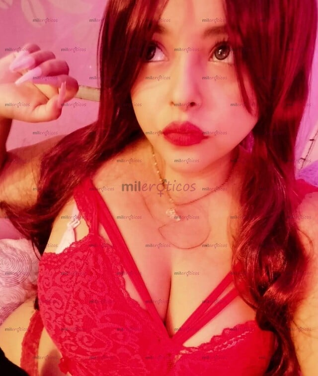FOTOS DE MADDY, SUMISA COLOMBIANA CON GANAS DE SEXO CASUAL.