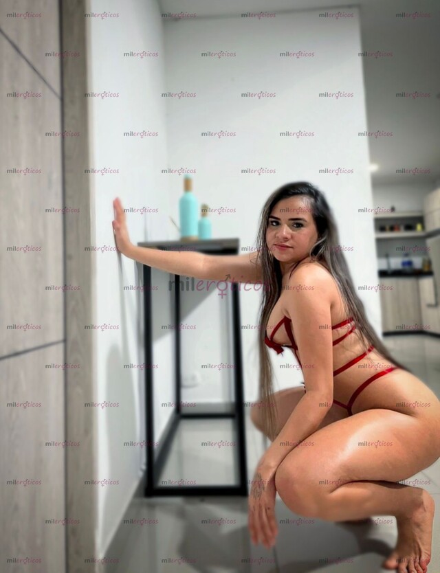 FOTOS DE CHAROL RUBIA BLANQUITA COMPLACIENTE Y CULONA PARA TI