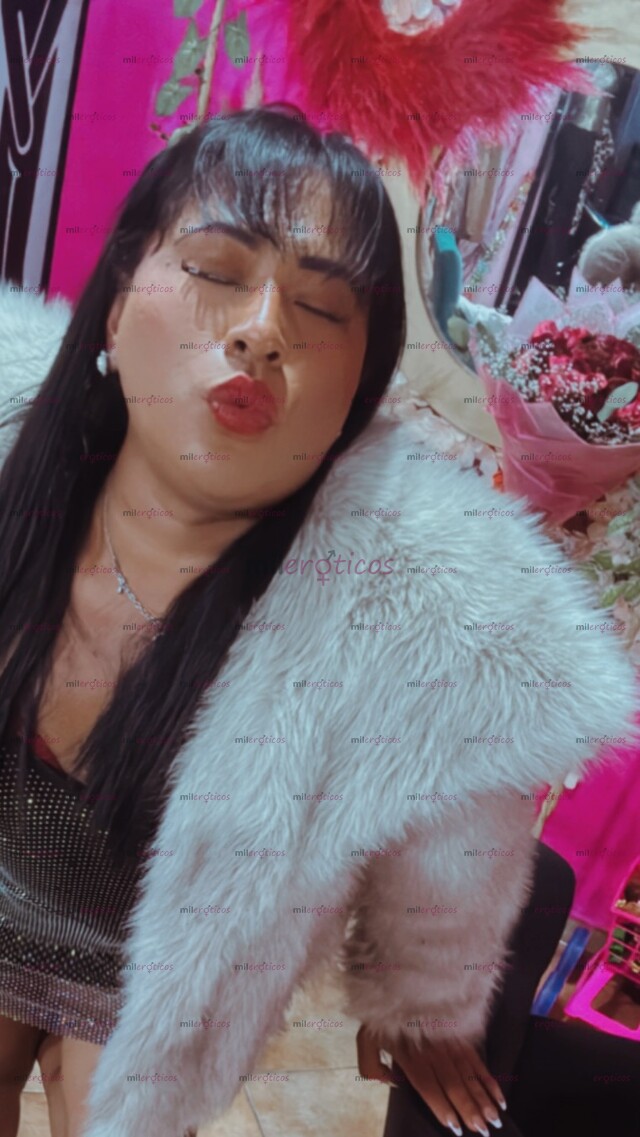 FOTOS DE MORENA CALIENTE JUGUETONA Y REAL CON GANAS DE PASARLA DELICIOSO