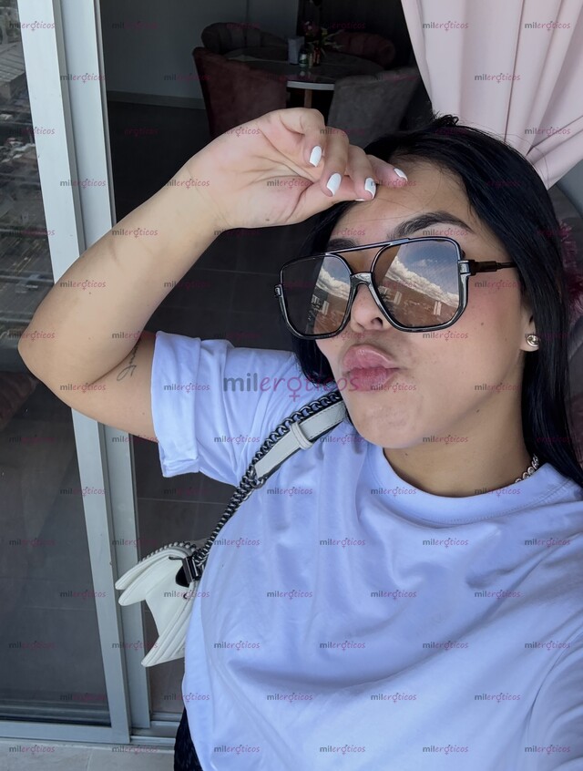 FOTOS DE HERMOSA PELINEGRA DISPUESTA A COMPLACERTE