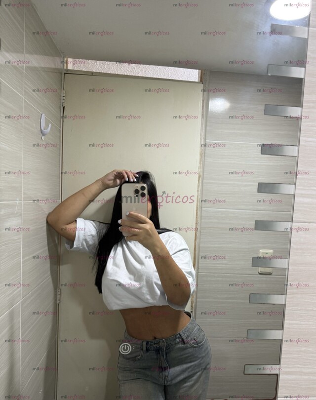 FOTOS DE HERMOSA PELINEGRA DISPUESTA A COMPLACERTE