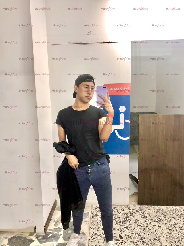 FOTOS DE POCOS DIAS EN TU CIUDAD, VERSÁTIL ACTIVO