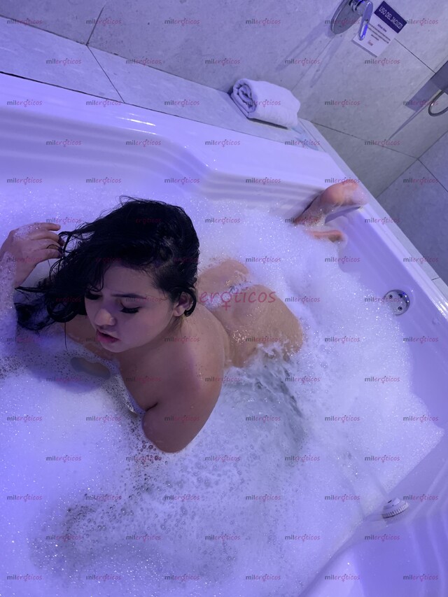 FOTOS DE BLANQUITA NALGONA EXÓTICA LINDA SEXY ATRACTIVA DELICIOSA