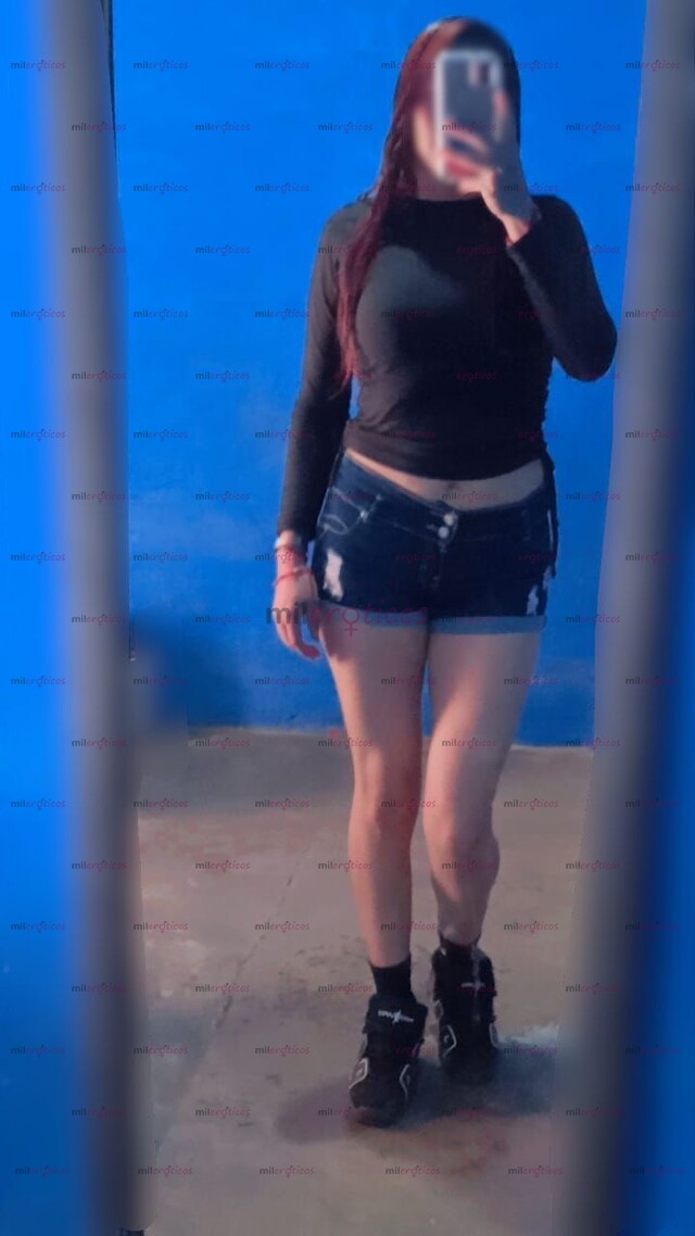 FOTOS DE HOLA BEBÉ SOY UNA NENA CACHONDA CON UNOS PECHOS Y UNAS SÚPER RICAS