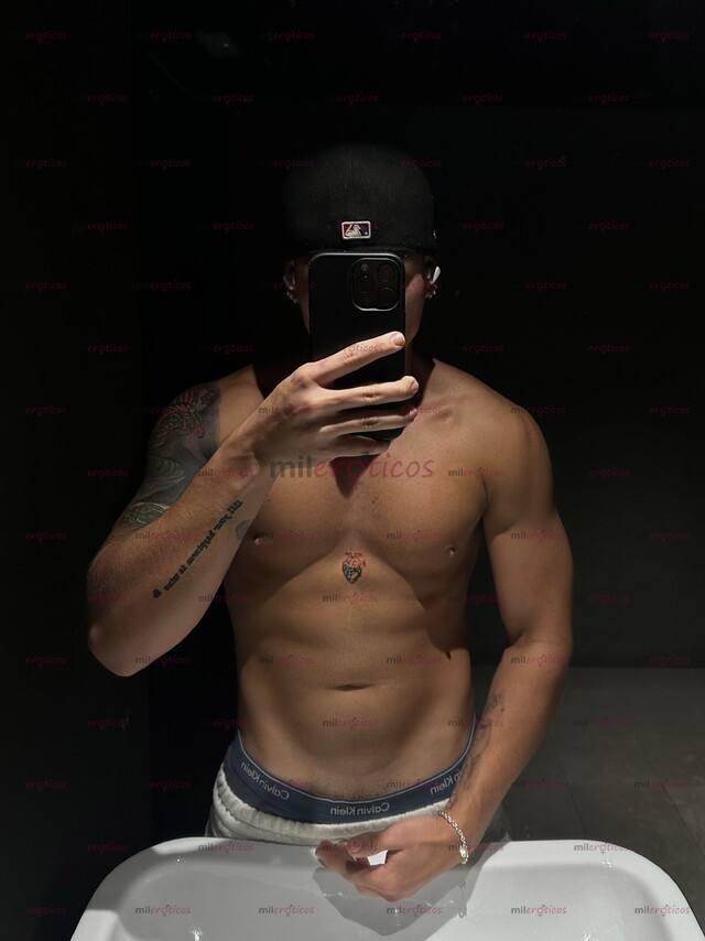 FOTOS DE JOVEN POLLON MORBOSO, CALIENTE DISPONIBLE 24H POLLA DURA, EXCELENTE COMPAÑÍA