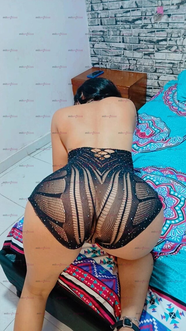 FOTOS DE HERMOSA JOVENCITA CON CARA DULCE DISPUESTA A TI.