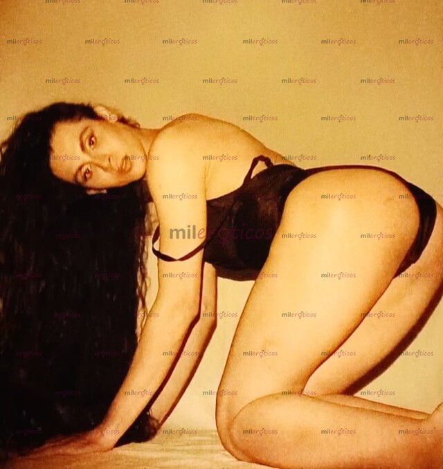 FOTOS DE BONITA FLAQUITA Y DISCRETA, LISTA PARA COMPLACERTE!