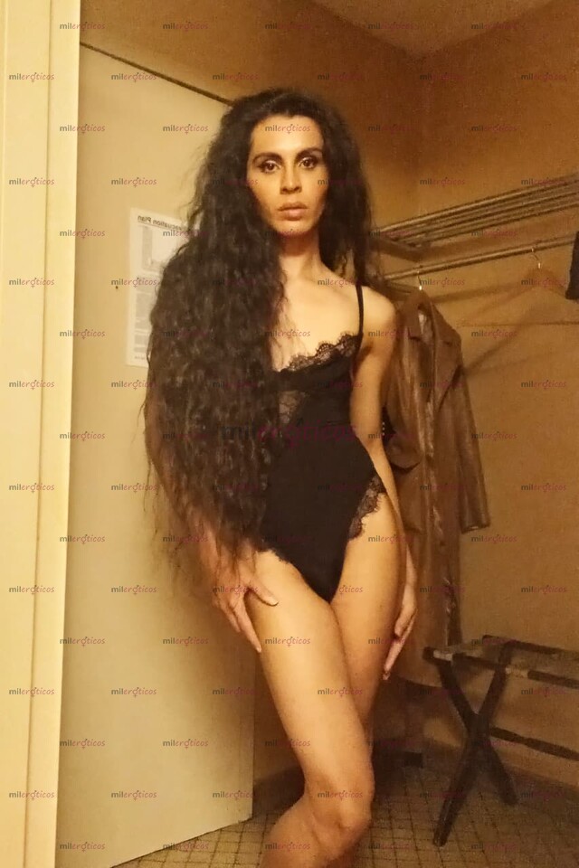 FOTOS DE BONITA FLAQUITA Y DISCRETA, LISTA PARA COMPLACERTE!