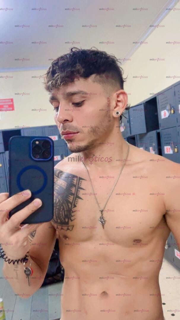 FOTOS DE MARCUS CHICO LINDO ATLETICO CALIENTE Y MUY COMPLACIENTE