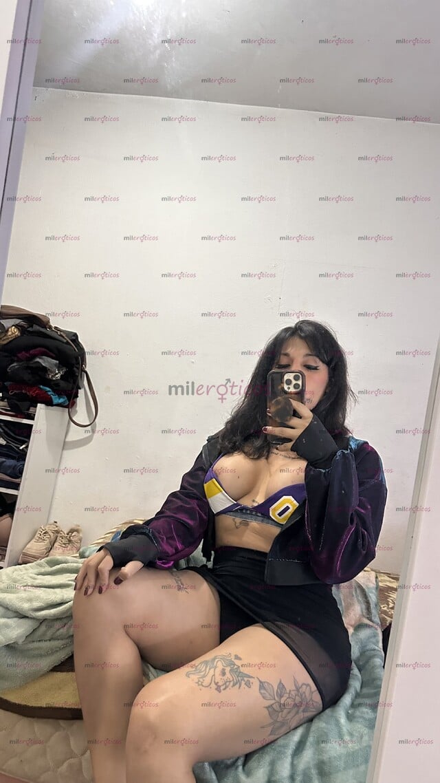 FOTOS DE SOY UNA CHICA BARBER GUAPA SÚPER LINDA Y MUY CACHONDA