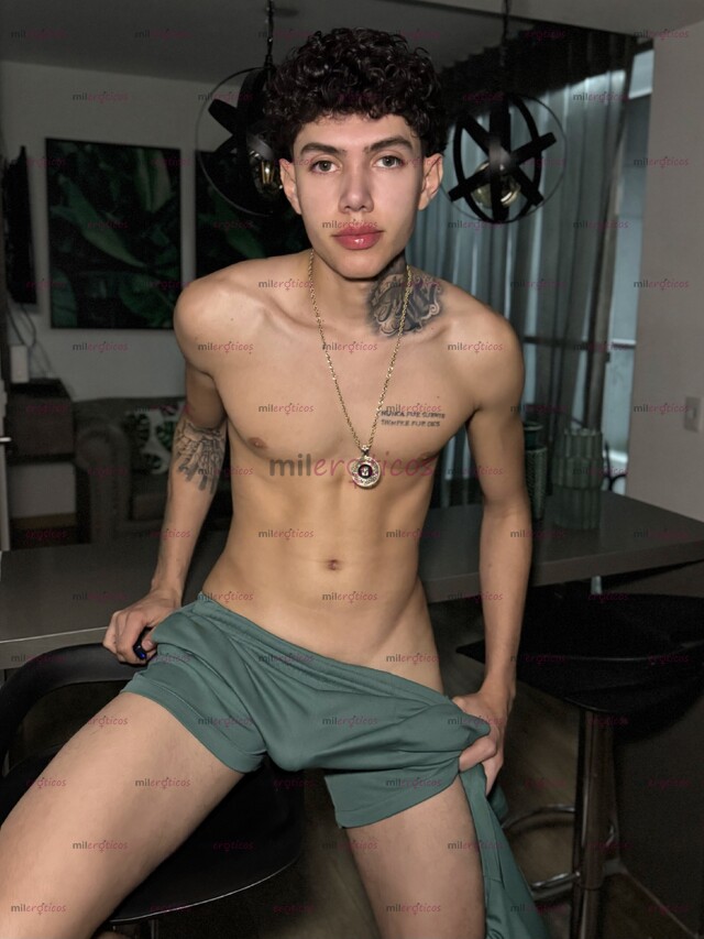 FOTOS DE NIÑO VERGON HERMOSO Y ARDIENTE EN PUERTO VALLARTA