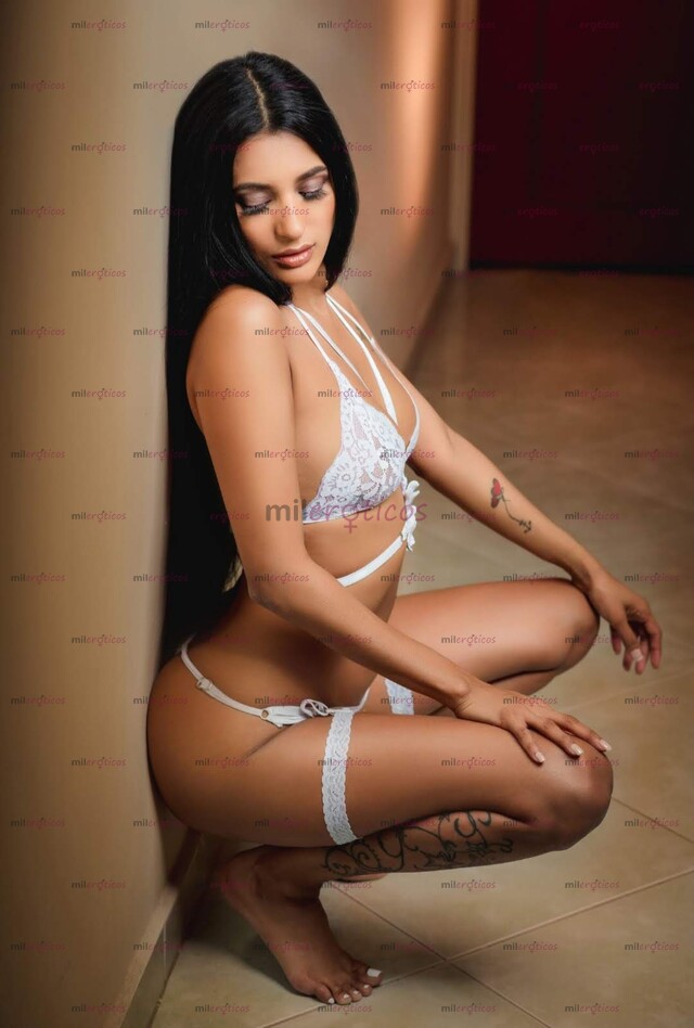 FOTOS DE PAMELA HERMOSA FLACA CON LINDO CUERPO NATURAL