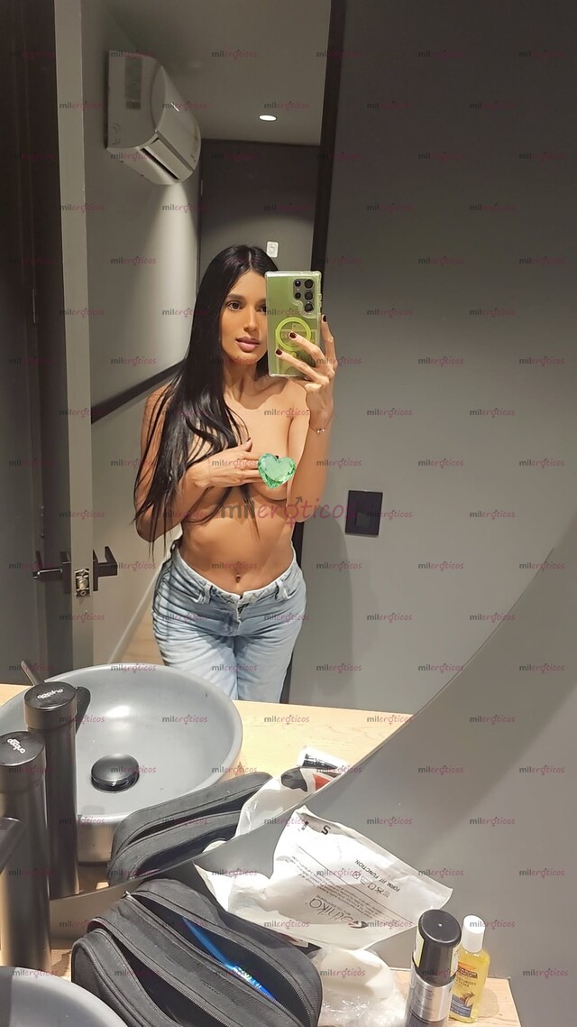 FOTOS DE PAMELA HERMOSA FLACA CON LINDO CUERPO NATURAL
