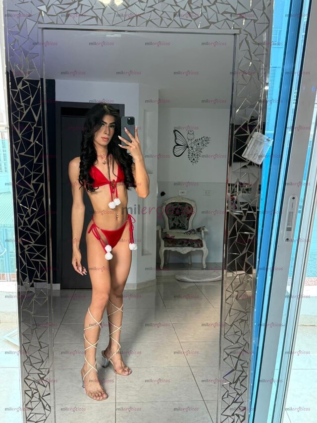 FOTOS DE DELICIOSA MORENA ,LINDA DE PIES A CABEZA!UN DERROCHE DE PURO SEXO Y PLACER