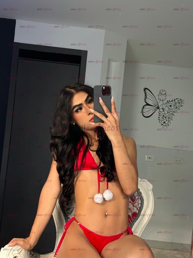 FOTOS DE DELICIOSA MORENA ,LINDA DE PIES A CABEZA!UN DERROCHE DE PURO SEXO Y PLACER