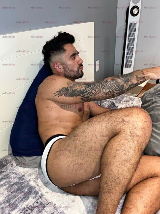 FOTOS DE VATO MASCULINO GUAPO VARONIL DISCRETO LISTO PARA CUMPLIR TUS DESEOS.