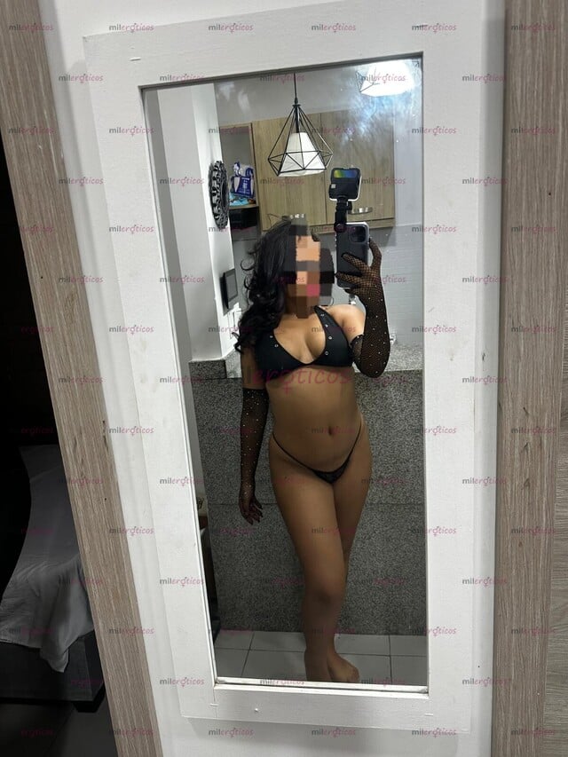 FOTOS DE SOY UNA CHICA DE 19 AÑOS, QUIERO HACERTE UN RICO ORAL Y PODAMOS DISFRUTAR SE UN