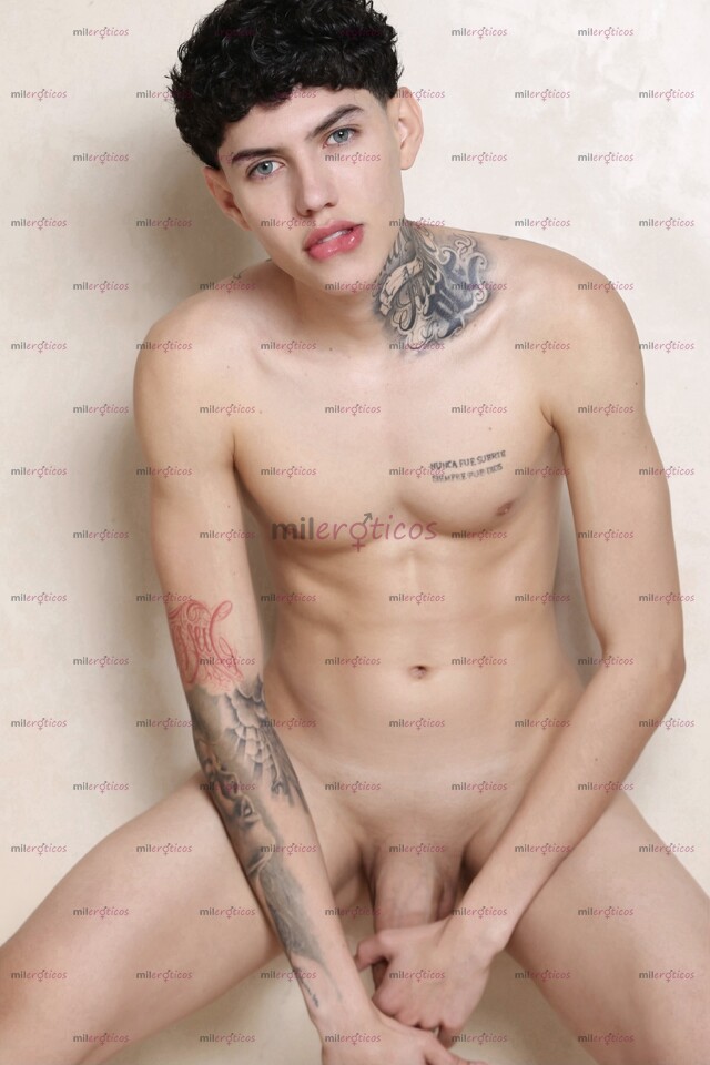 FOTOS DE NIÑO VERGON HERMOSO Y ARDIENTE EN PUERTO VALLARTA