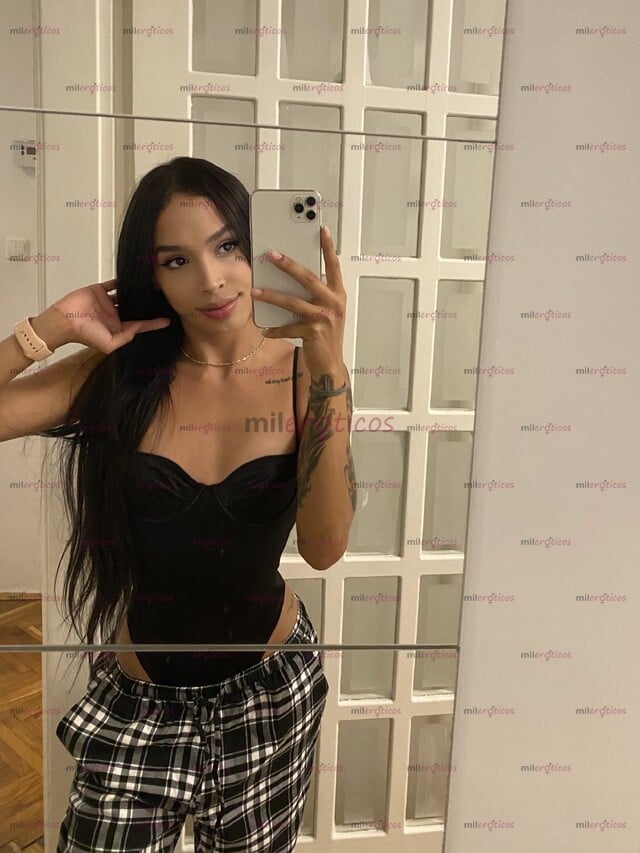 FOTOS DE DISPONIBLE PRESENCIAL CONTENIDO Y VIDEO LLAMADA CHICA TRANS VERGONA.