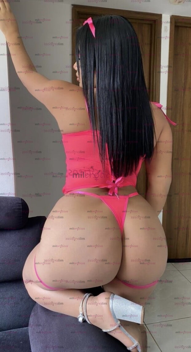 FOTOS DE HOLA MI AMOR SOY ISABELLA UNA PELI NEGRA PRECIOSA,MUY AGRADABLE.