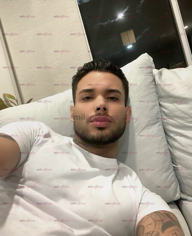 FOTOS DE MAN ALTO TATUADO FULL COMPLACIENTE Y AFRODISIACO. TEUSAQUILLO