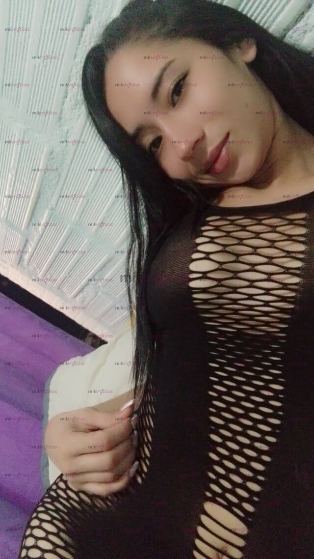 FOTOS DE ALISON LINDA COLOMBIA CON UNA CARA MUY MORBOSA Y ANGELICAL PERO MUY PERVERTIDA