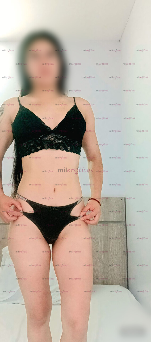 FOTOS DE TU FLACA NATURAL CANDENTE Y COMPLACIENTE .. VEN TE LA CHUPO...