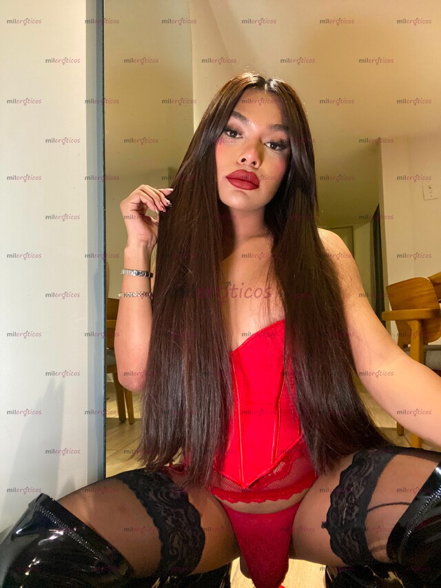 FOTOS DE CAMILA ATRACTIVA JOVENCITA CALIENTE ADICTA A CHUPAR VERGAS LECHERA ACTIVA Y PAS