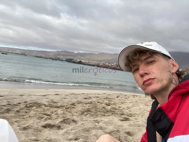 Alto esbelto versatil educado 17 cm ojos verdes piel blanca el morbo en el sexo siempre depende del otro pregunta lo que quiera no sitio de usted depe...