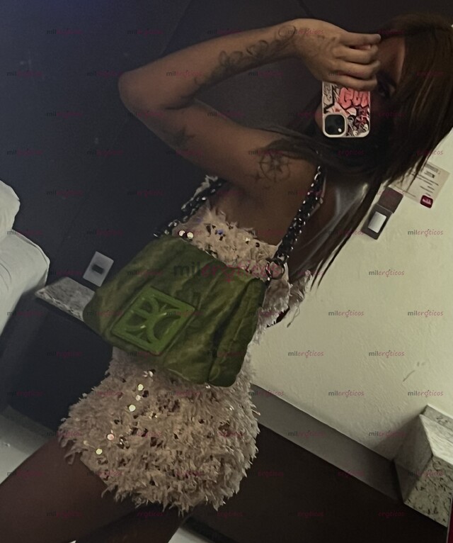 FOTOS DE PERRITA MORENA SUMISA CALIENTE Y COMPLACIENTE