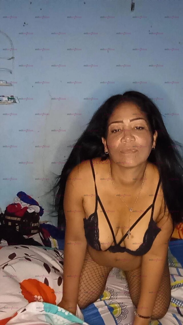 FOTOS DE HOLA MIS AMORES NUEVAMENTE SU MORENA TROZUDITA NALGONA RICA VOLVIÓ A