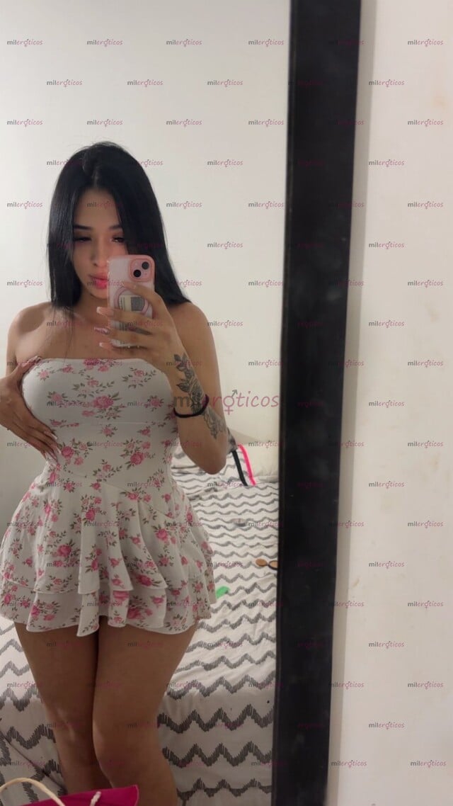 FOTOS DE BRITANY LO MEJOR EN PANTALLA POLLITA NATURAL VERGONCITA ERECTA 20CM