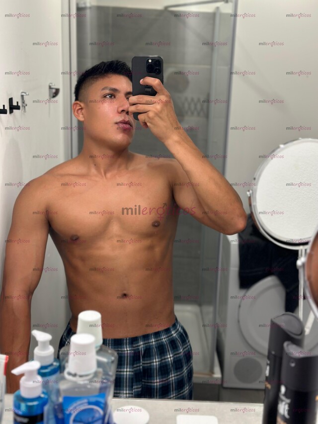 FOTOS DE MACHO VERGÓN , VERGA VENOSA Y DURA FULL LECHERO