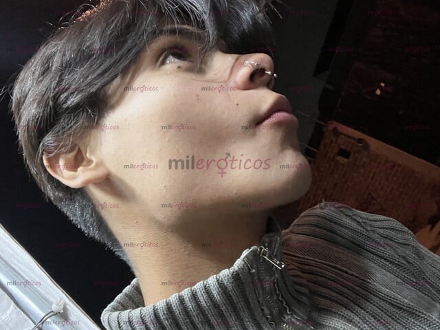 FOTOS DE SOY ALEX UN TWINK DE 20 AÑOS LISTO PARA CUMPLIR TUS FANTASÍAS