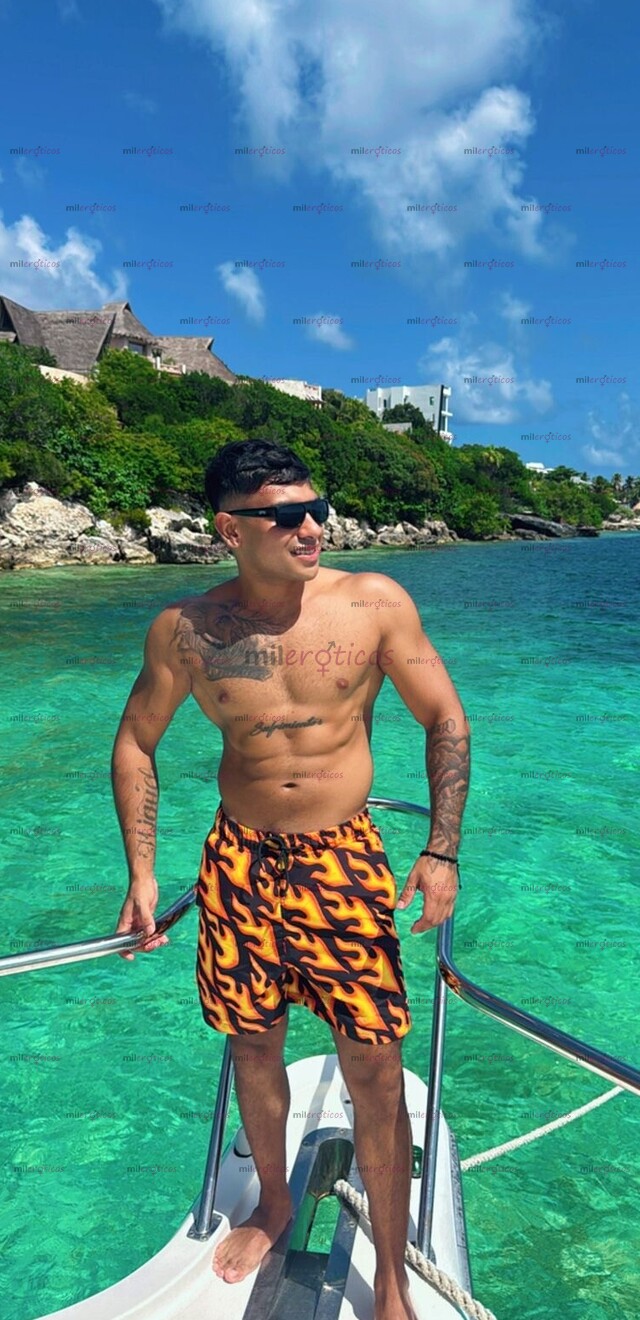 FOTOS DE CHICO SÚPER DOTADO 22CM HOT PARA ROMPERTE EL CULO Y SATISFACERTE