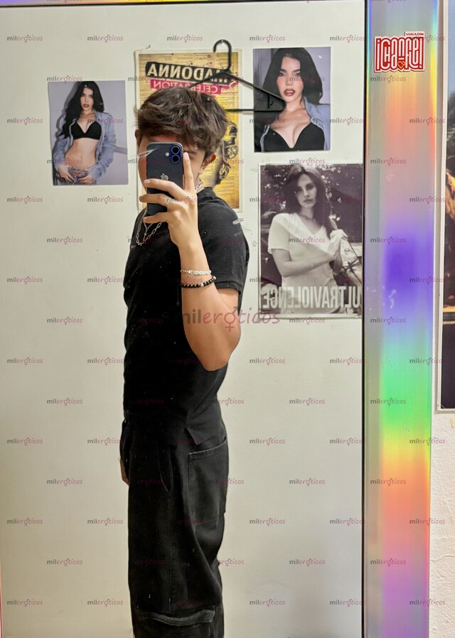 FOTOS DE JOVEN CHICO PASIVO SUMISO COMPLACEDOR DE MACHOS