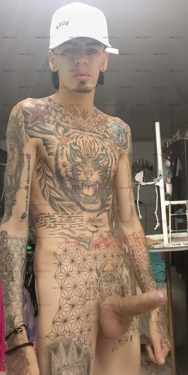 FOTOS DE FLACO ACTIVO BLANCO TATUADO MORBOSO CON SITIO