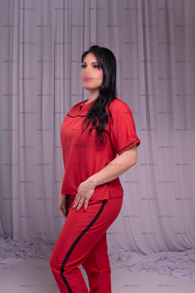 FOTOS DE MASAJISTA PROFESIONAL CON SERVICIOS ESTETICOS INCLUYE RICA PAJITA EN LAURELES