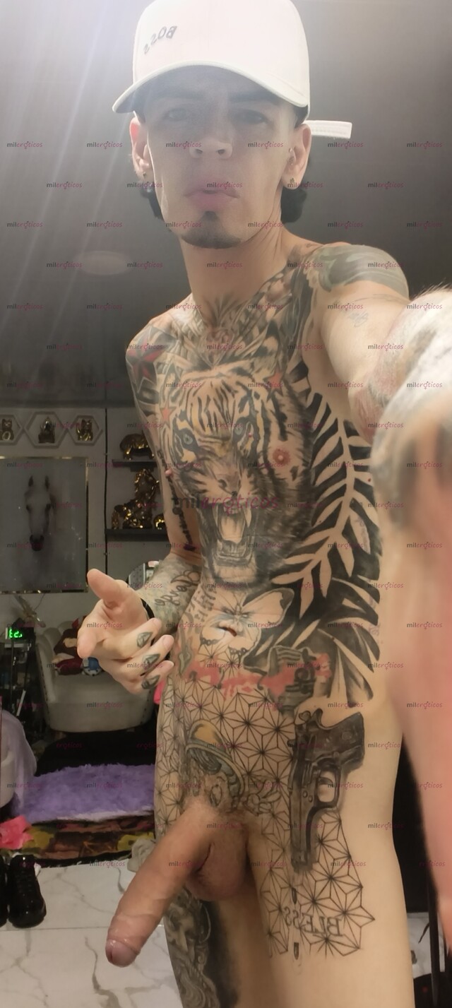 FOTOS DE FLACO ACTIVO BLANCO TATUADO MORBOSO CON SITIO