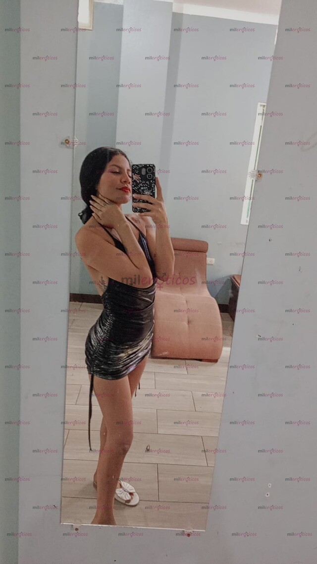 FOTOS DE SOY UNA CHICA EXTROVERTIDA FLACA HERMOSA Y MORENITA