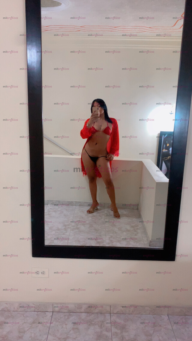 FOTOS DE HOLA SOY SARA HERMOSA CULONA DE 22 AÑOS SÚPER LINDA