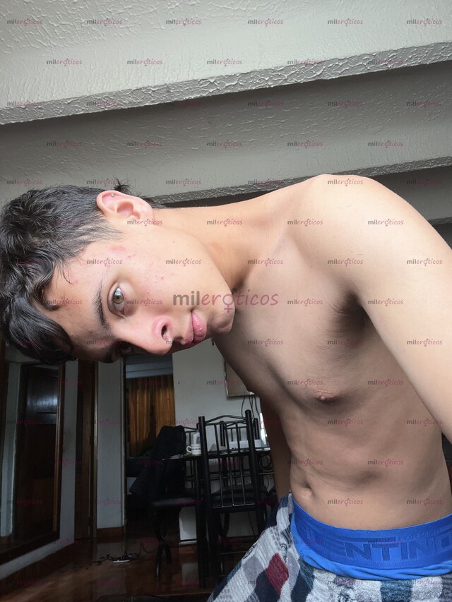 FOTOS DE TWINK, DE VUELTA EN LA CIUDAD!! JOVEN MASCULINO DELGADO