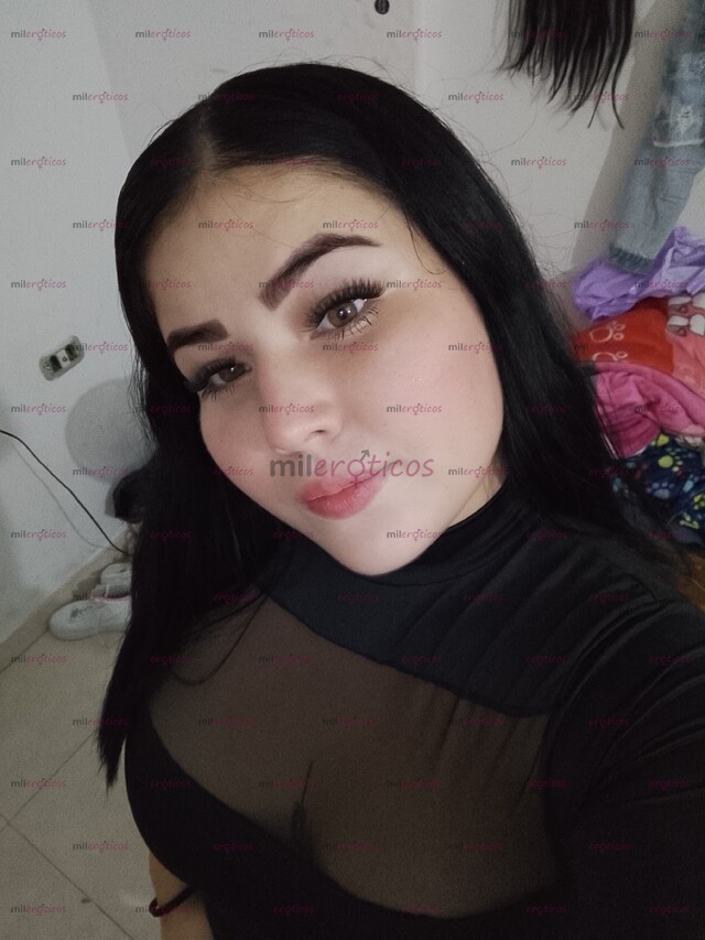 FOTOS DE HERMOSA BLANQUITA GORDITA VOLUPTUOSA PELINEGRA CARITA DE ÁNGEL NINFÓMANA
