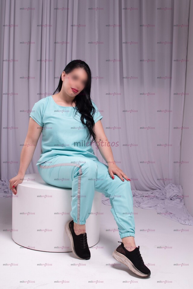 FOTOS DE MASAJISTA PROFESIONAL CON SERVICIOS ESTETICOS INCLUYE RICA PAJITA EN LAURELES