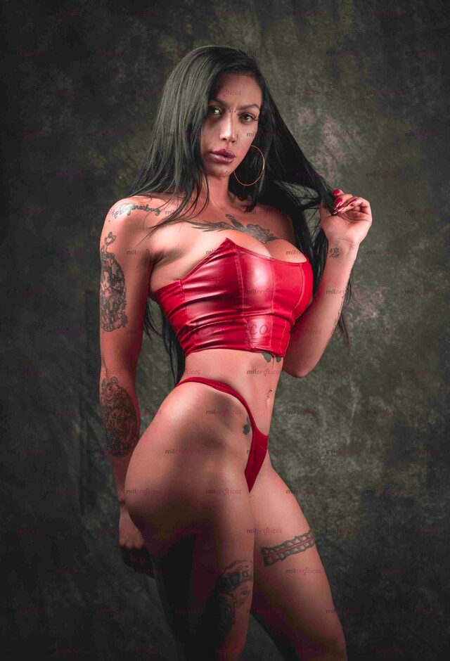 FOTOS DE HERMOSA COLOMBIANA PRINCESA NIKKI UNA MUJER FITNNES VIP