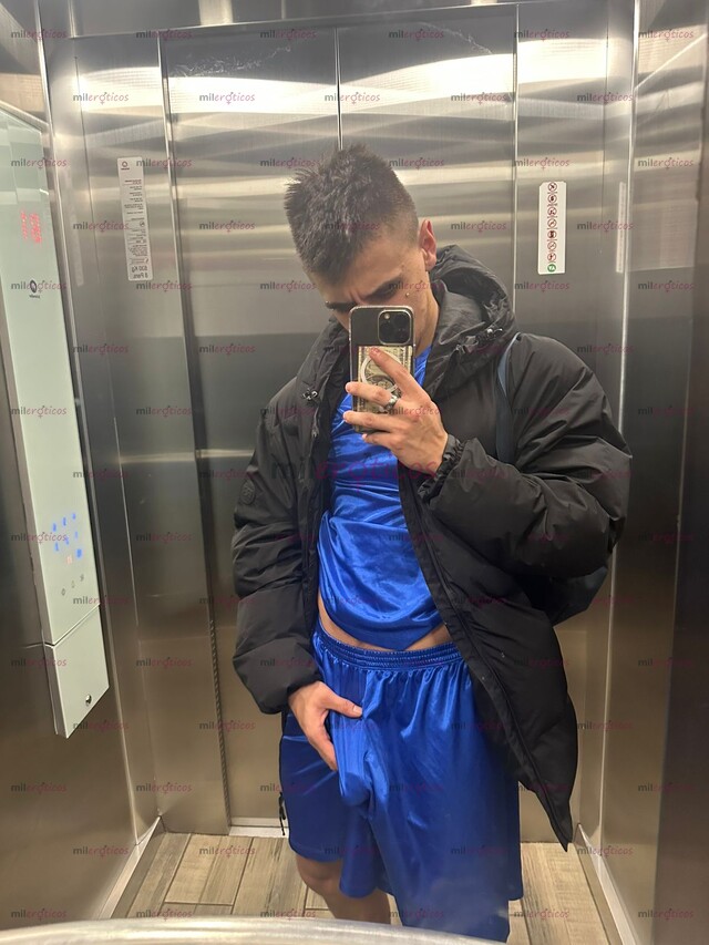 FOTOS DE MACHO JOVEN GAY LISTO PARA DOLLAR UNA BUENA PERRA $