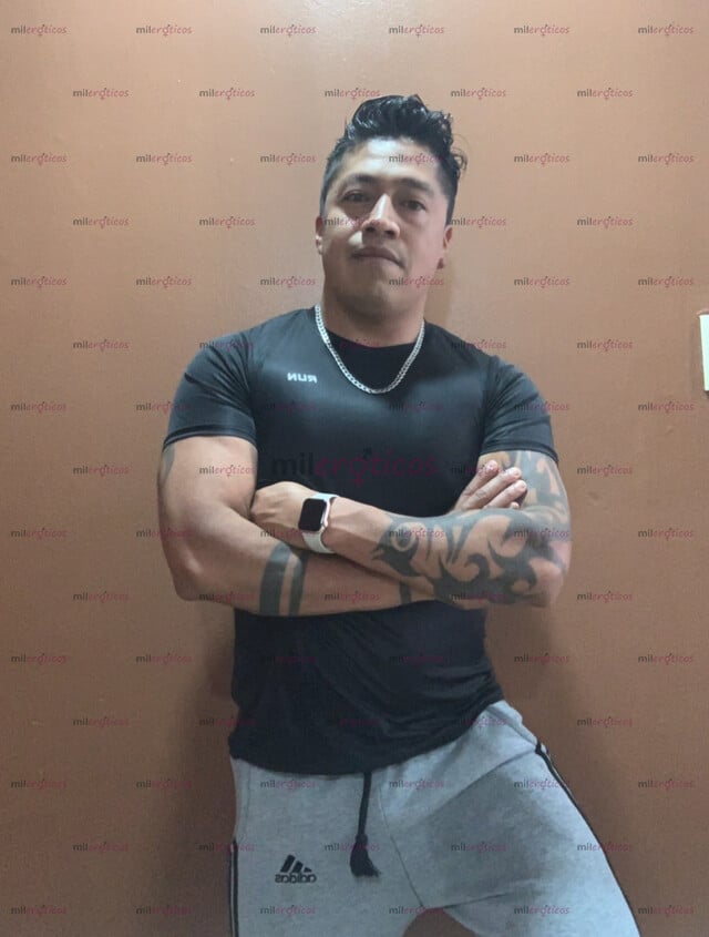 FOTOS DE ACTIVO MACHIN BISEXUAL CALIENTE COJELON PARA TU CULITO AGUANTADOR Y CALIENTE